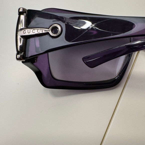 Gucci AUTHENTIC Sunglasses Purple with Horsebit - Preowned - Picture 5 of 5